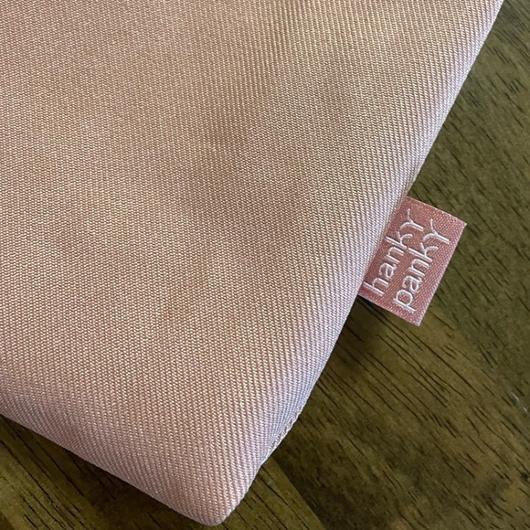 Hanky Panky Wash Garment Bag - Picture 7 of 10